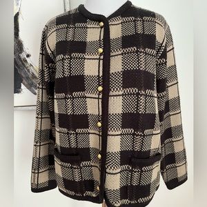 NWT Crystal Kobe Brown Plaid Button Front Cardigan Sweater Jacket Size Small